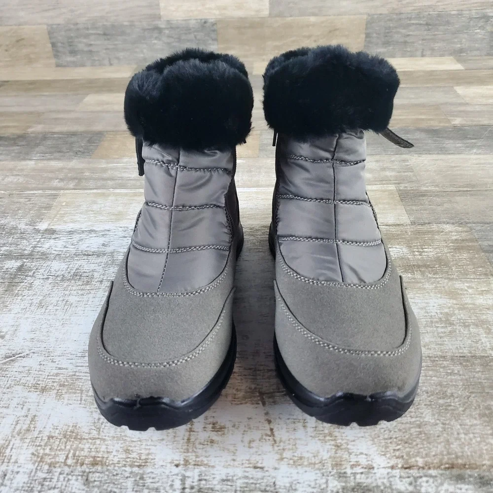 Easy Street Frosty Womens Winter Boots Sz 8 M Gray Nylon Puffered Faux Fur
